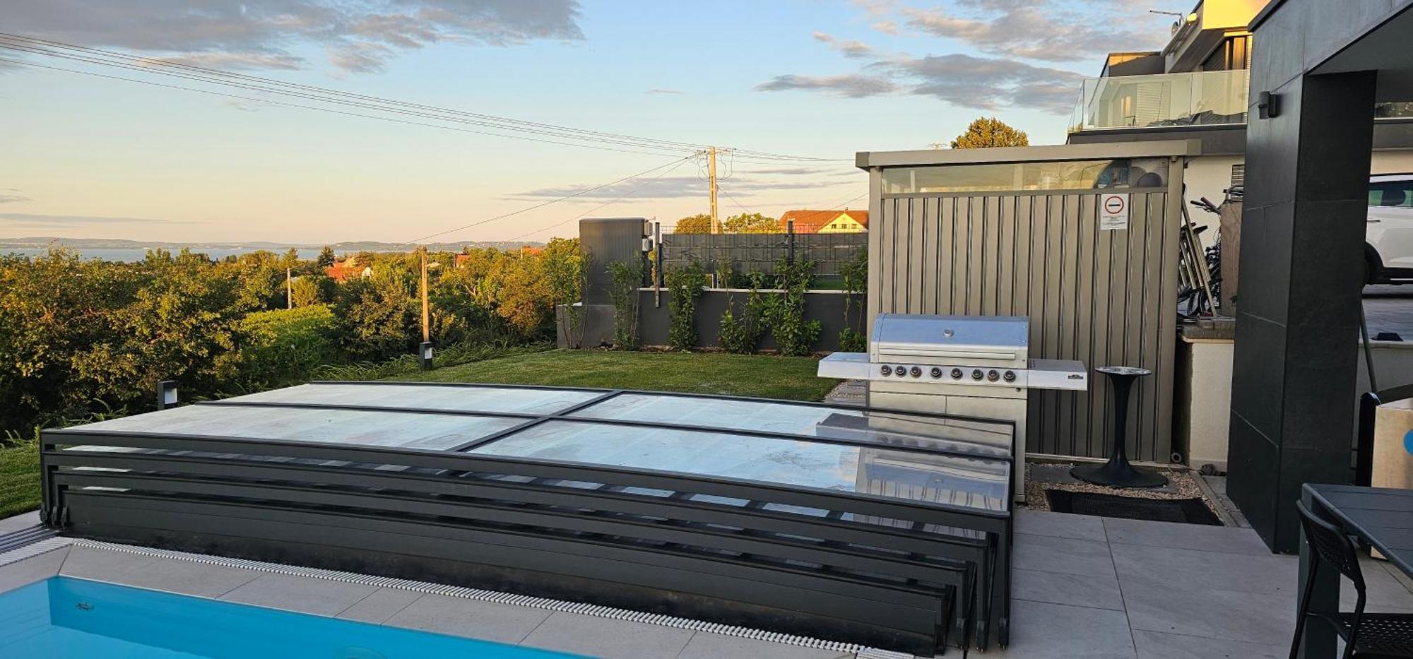 Horizont Apartman Alsoors Bagian luar foto