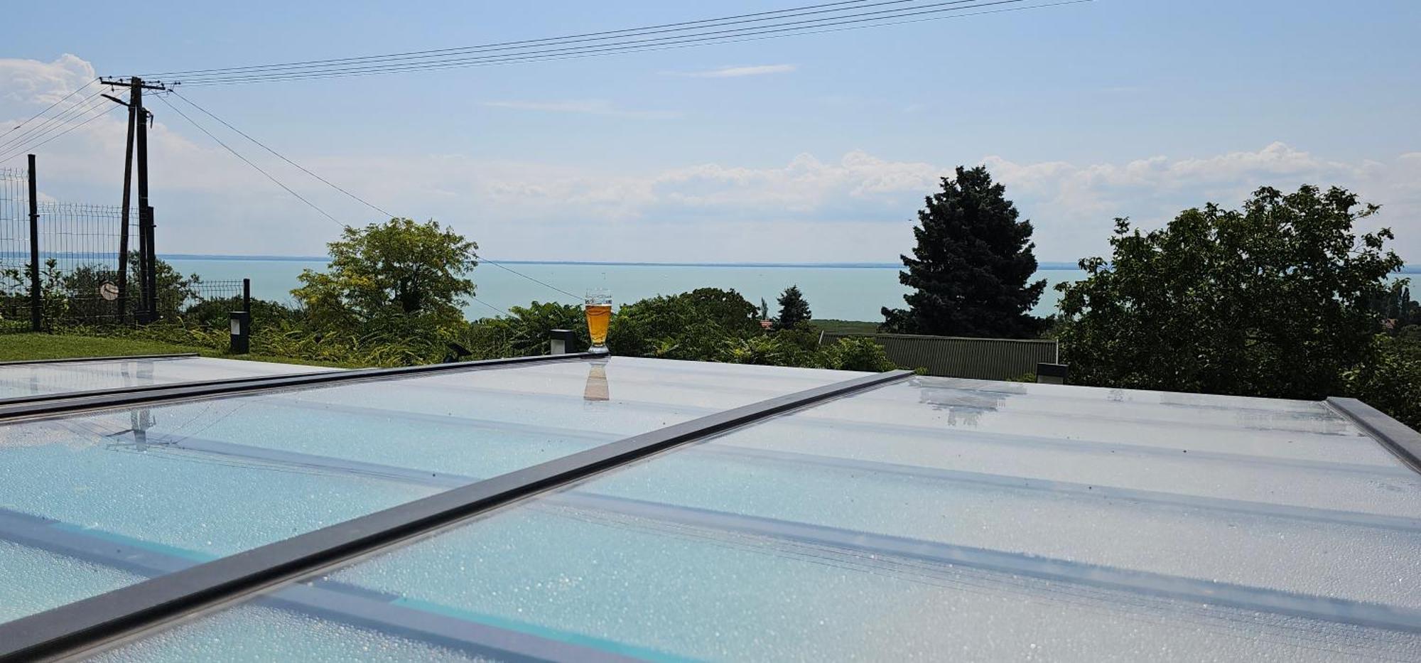 Horizont Apartman Alsoors Bagian luar foto